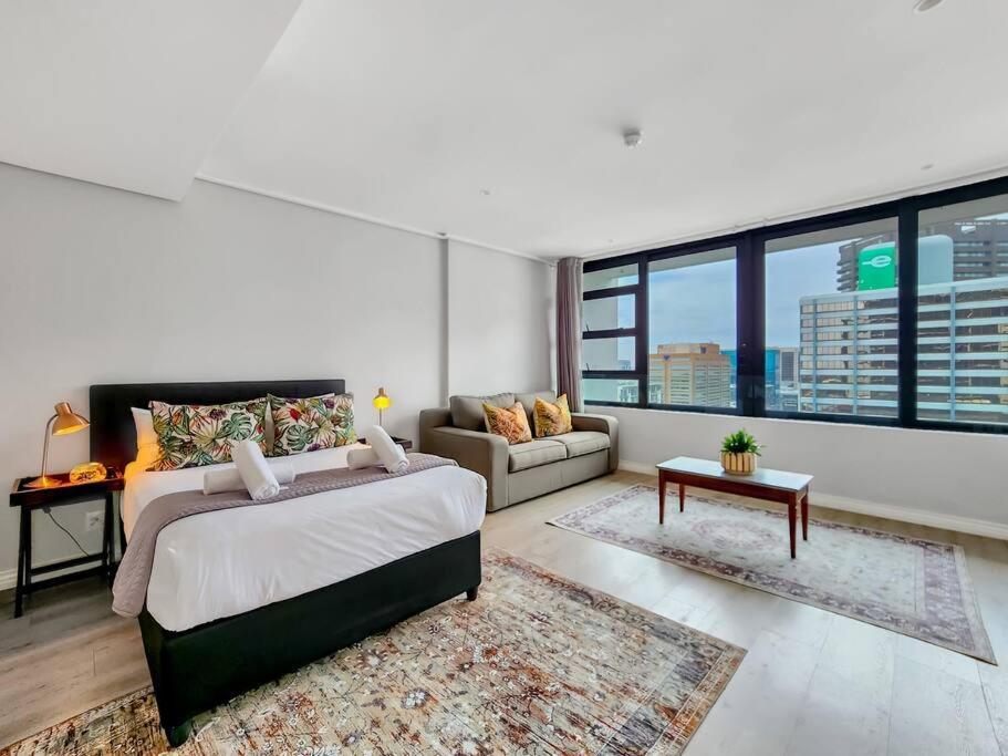 Apartment In Bree Street,Communal Pool And Views Cape Town Exterior photo